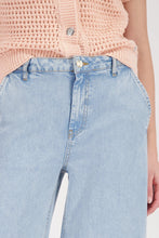 Load image into Gallery viewer, Monari Wide Leg Jeans in Light Denim