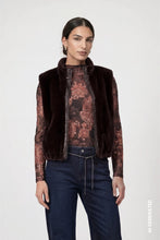 Load image into Gallery viewer, Monari Faux fur vest with stand-up collar