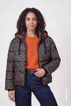 Load image into Gallery viewer, Monari Quilted Jacket with Leopard Pattern