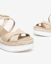 Load image into Gallery viewer, NeroGiardini Wedged Sandals E410560D in Snd/White
