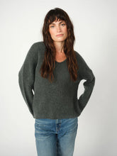 Load image into Gallery viewer, Mos Mosh Thora V-Neck Knit