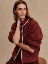 Load image into Gallery viewer, Varley Hansley Fleece Jacket in New Maroon