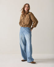 Load image into Gallery viewer, Summum Taffeta Bomber Jacket