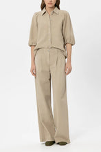 Load image into Gallery viewer, Luisa Cerano Linen Blend Blouse in Sand