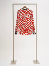 Load image into Gallery viewer, Herzen Blouse in Aurora Creamy Black