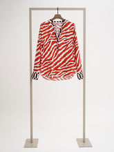 Load image into Gallery viewer, Herzen Blouse in Aurora Creamy Black