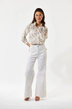 Load image into Gallery viewer, Dea Kudibal EmiDEA NS Blouse in Paeonia White