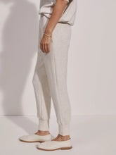 Load image into Gallery viewer, Varley The Slim Cuff Pant 25'' in Ivory Marl