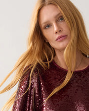 Load image into Gallery viewer, Summum Top in Sequin Fabric