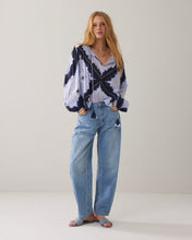 Load image into Gallery viewer, Summum Tie-Dye Top in Blue