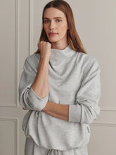 Load image into Gallery viewer, Varley Betsy Sweat in Light Grey
