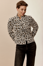 Load image into Gallery viewer, B*THREE Runa Blazer in White Leopard