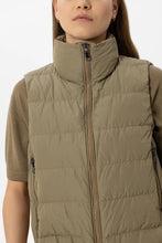 Load image into Gallery viewer, Luisa Cerano Taffeta Vest in Salbei