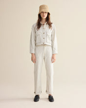 Load image into Gallery viewer, Summum Denim Trousers with Herringbone Stripe in Ivory