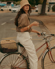 Load image into Gallery viewer, Summum Cocoon-fit trousers in Cream