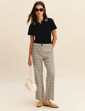 Load image into Gallery viewer, Emme Classi Stretch Printed Trousers in Cream