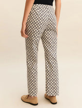 Load image into Gallery viewer, Emme Classi Stretch Printed Trousers in Cream