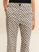 Load image into Gallery viewer, Emme Classi Stretch Printed Trousers in Cream