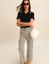 Load image into Gallery viewer, Emme Classi Stretch Printed Trousers in Cream