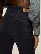 Load image into Gallery viewer, Emme Felce Jeans in Blue