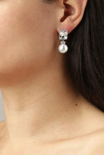 Load image into Gallery viewer, DYRBERG/KERN WALI EARRING IN SILVER