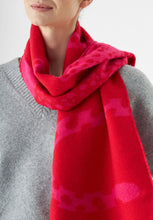 Load image into Gallery viewer, Codello Soft Scarf with Large Tiger Motif in Red