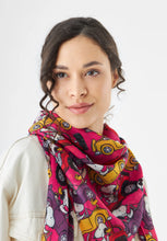Load image into Gallery viewer, Codello Peanuts™ Recycled Polyester Scarf in Red