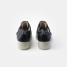 Load image into Gallery viewer, Paul Green 5320 in Space