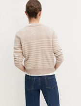 Load image into Gallery viewer, Emme Laccio Sweater in in Beige