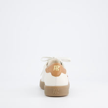 Load image into Gallery viewer, Paul Green Maincalf in Ivory/Cuoio