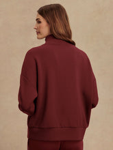 Load image into Gallery viewer, Varley Hawley Sweat in New Maroon