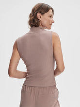 Load image into Gallery viewer, Varley Caley Fitted Rib Tank in Antler