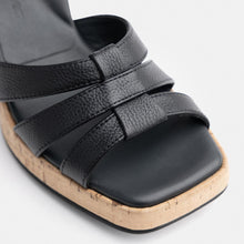 Load image into Gallery viewer, Paul Green Sandal 6073 in Black
