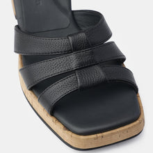 Load image into Gallery viewer, Paul Green Sandal 6073 in Black