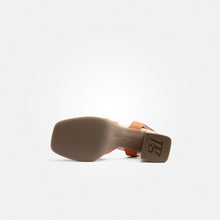 Load image into Gallery viewer, Paul Green Sandal 6073 in Orange