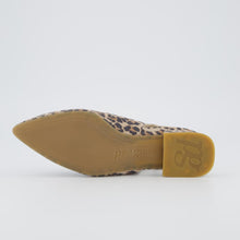 Load image into Gallery viewer, Paul Green Sling Back in Leopard
