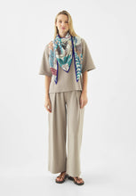 Load image into Gallery viewer, Codello Palm Tree Printed Scarf in Blue