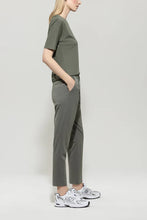 Load image into Gallery viewer, Luisa Cerano Jog-Pants in Khaki