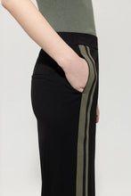 Load image into Gallery viewer, Luisa Cerano Wide-Leg Trousers
