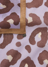 Load image into Gallery viewer, Codello Noble Scarf made of Wool with Leopard Pattern
