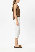Load image into Gallery viewer, Luisa Cerano Skinny Capri Denim in White