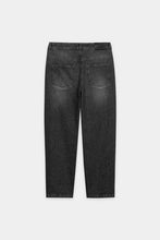 Load image into Gallery viewer, Luisa Cerano Authentic Barrel-Leg Jeans in Black