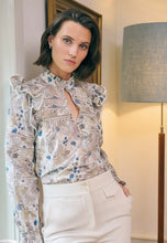 Load image into Gallery viewer, Dea Kudibal Yara Blouse in Petite Fleur