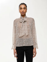 Load image into Gallery viewer, iBlue Gabriel Blouse in Cream Hearts