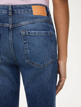 Load image into Gallery viewer, iBlue Jane Jeans in Navy