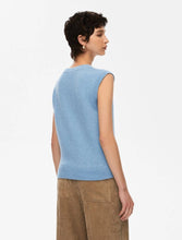 Load image into Gallery viewer, iBlue Pesaro Knitted Vest in Sky Blue