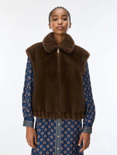 Load image into Gallery viewer, iBlues Epoche Fluffy Gilet in Brown