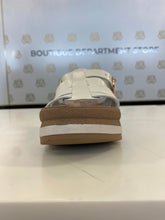 Load image into Gallery viewer, Fantasy APRIL in White