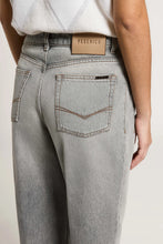 Load image into Gallery viewer, Peserico Cotton Twill Jeans