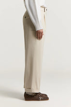 Load image into Gallery viewer, Peserico Cotton Gabardine Trousers
